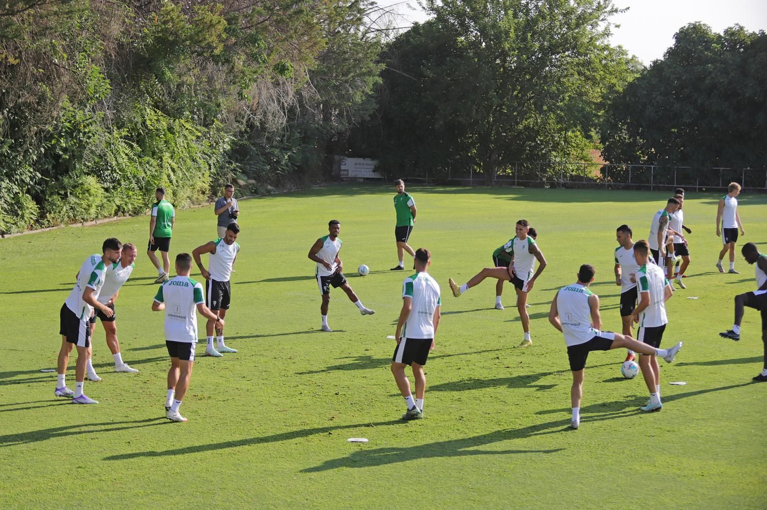 La última sesión del Córdoba CF antes del 'stage', en imágenes