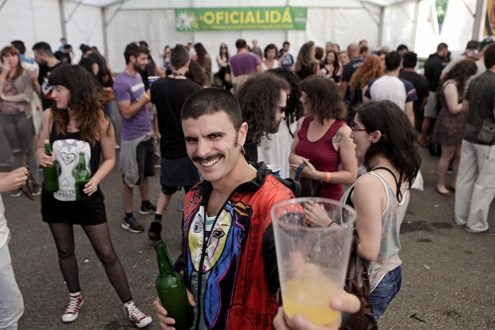 "Conciertu pola oficialidá" en Gijón.