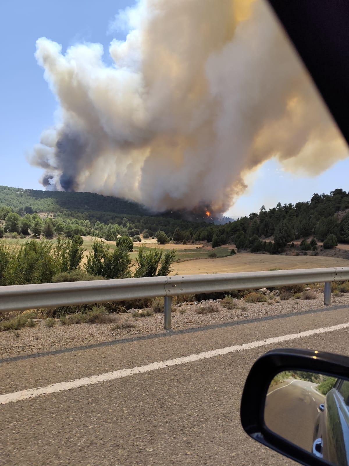 El incendio forestal en Corbalán (Teruel), en imágenes