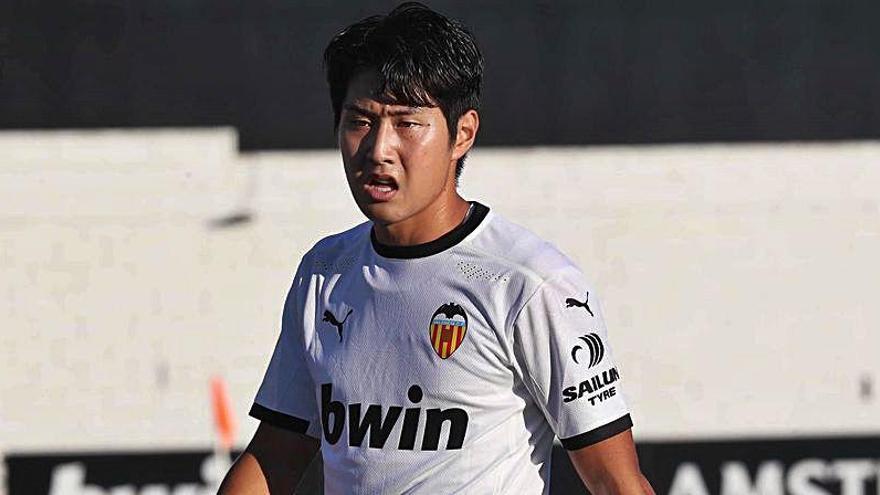 ¿Llevará Kang in el 10 de Parejo?