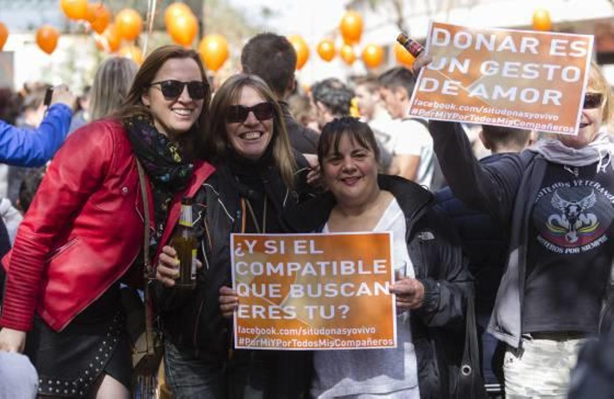 Varios de los asistentes al acto organizado.