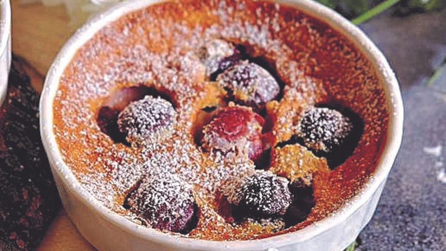 Clafoutis de cerezas.