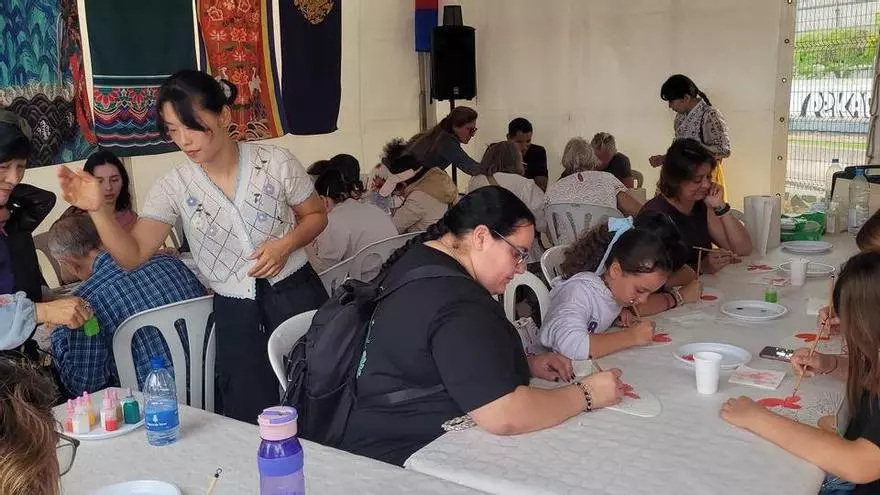 Taller de Minhwa en el Gran Fest en conmemoración del 60 aniversario del asentamiento de la comunidad coreana en Las Palmas de Gran Canaria