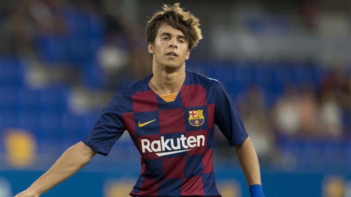 Riqui Puig ha vuelto a salir ileso de una dura entrada