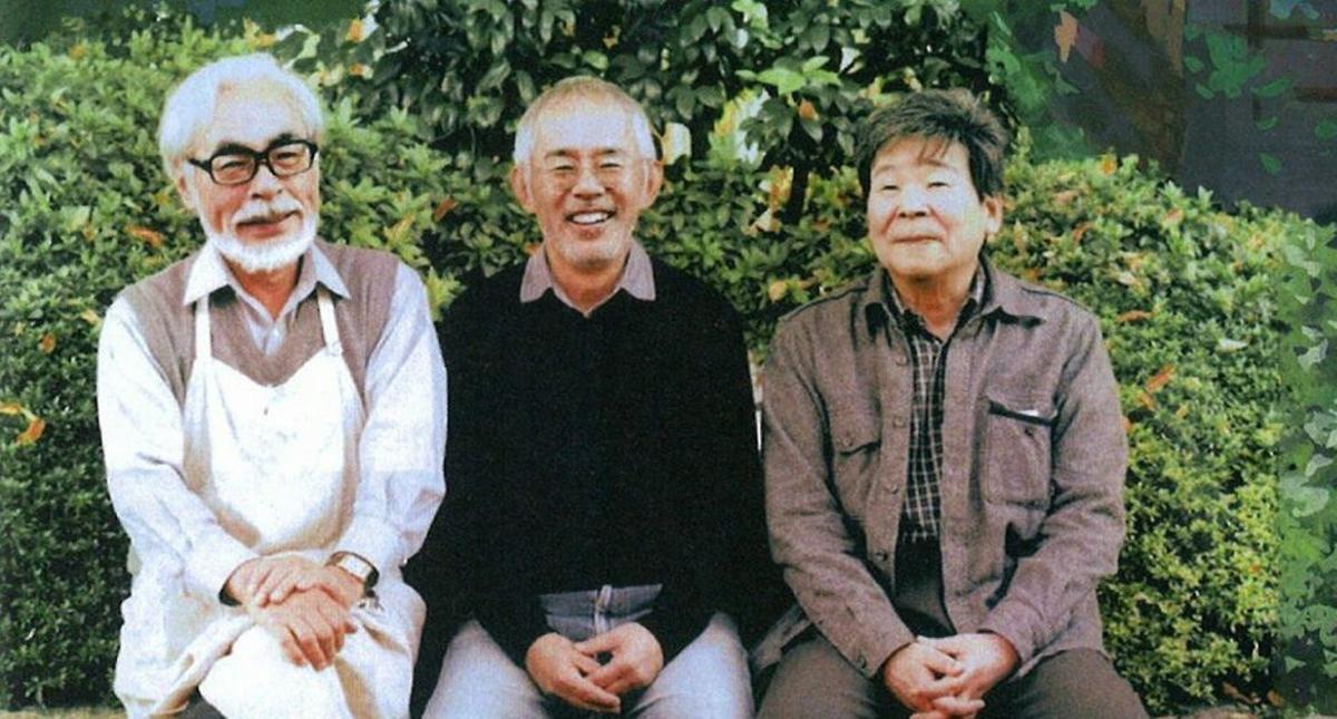 Histórica foto de los tres fundadores. Por la izquierda, Miyazaki, Toshio Suzuki e Isao Takahata. | GHIBLI