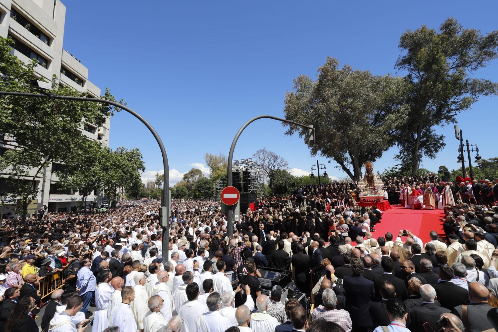 València conmemora el Centenario de la Coronación de la Virgen de los Desamparados