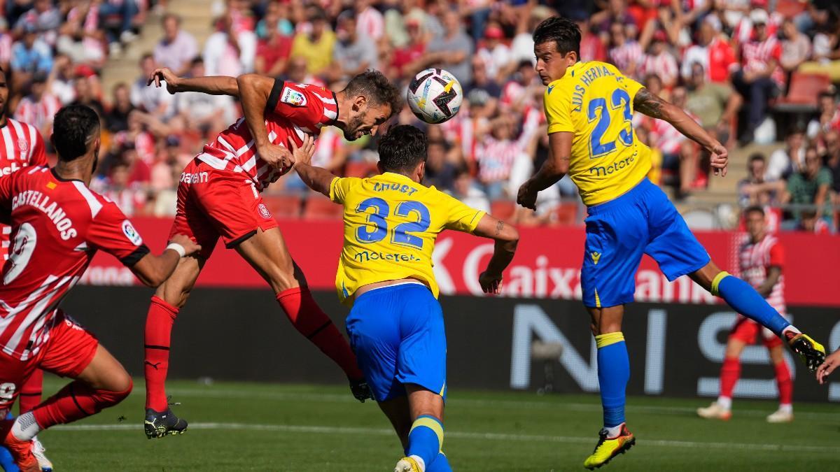 Resumen, goles y highlights del Girona 1-1 Cádiz de la jornada 9 de la Liga Santander