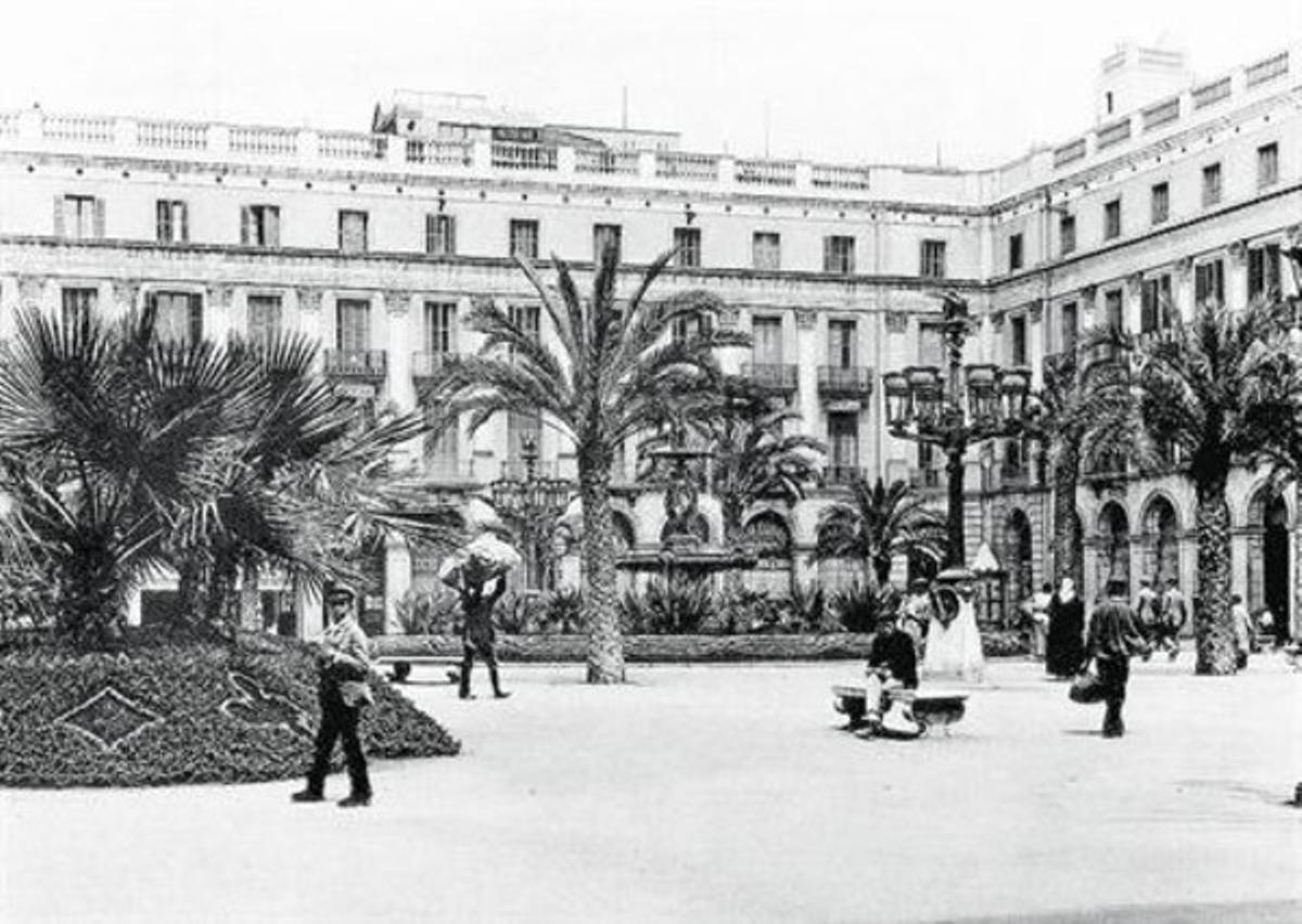 Finals del segle XIX 8 El 1893, la plaça Reial era un dels llocs més elegants de Barcelona.