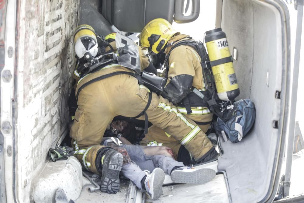 Más de 500 efectivos participan en un simulacro de accidente aéreo