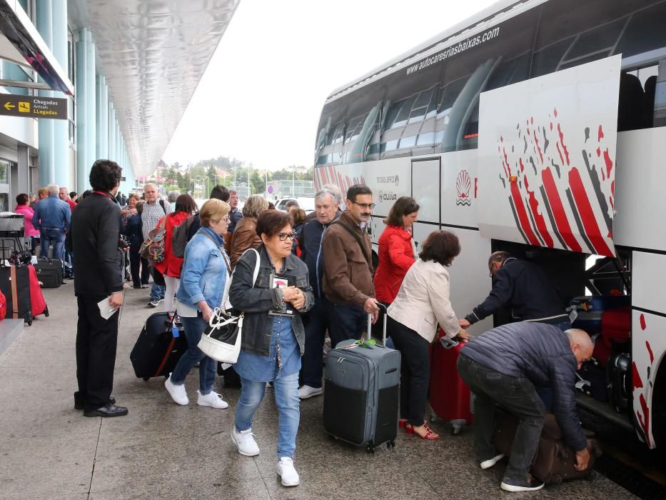 La niebla en Peinador obliga a desviar cinco vuelos a Santiago