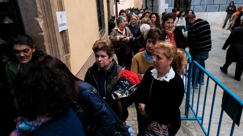 Málaga venera al Cristo de Medinaceli