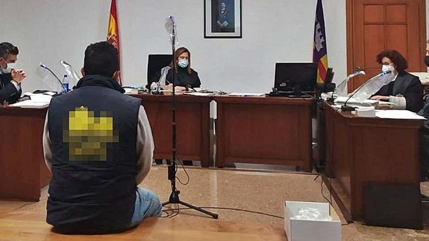 Dos años de cárcel por violar a su empleada doméstica en Palma.