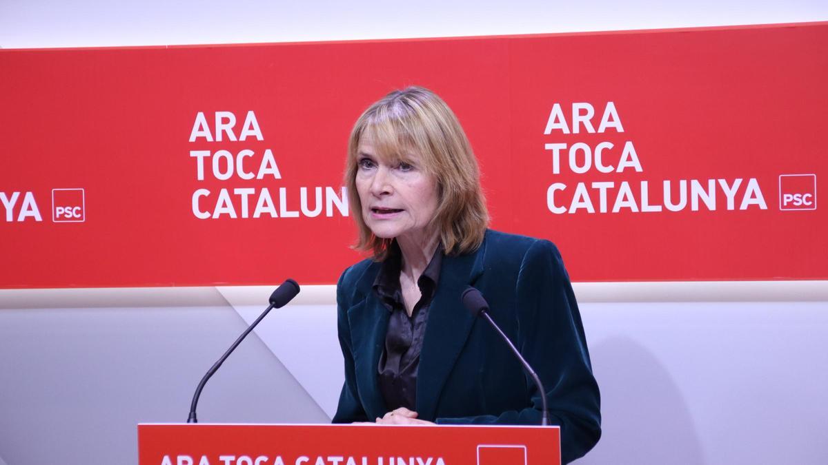 La viceprimera secretaria de organización del PSC y presidenta de la Diputación de Barcelona, Lluïsa Moret, en rueda de prensa
