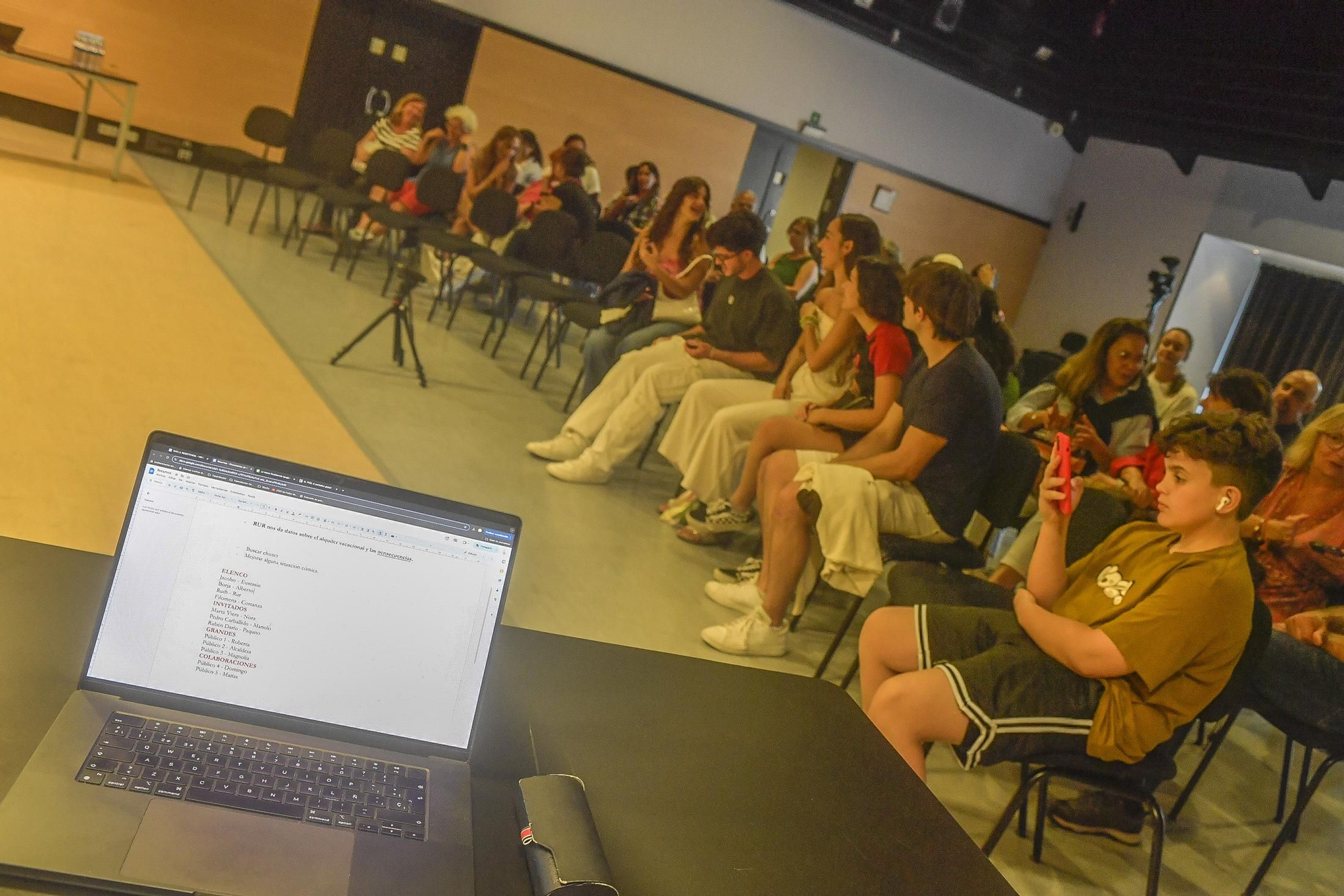 El Teatro Pérez Galdós acoge la lectura de la obra 'Bar La Resistencia'