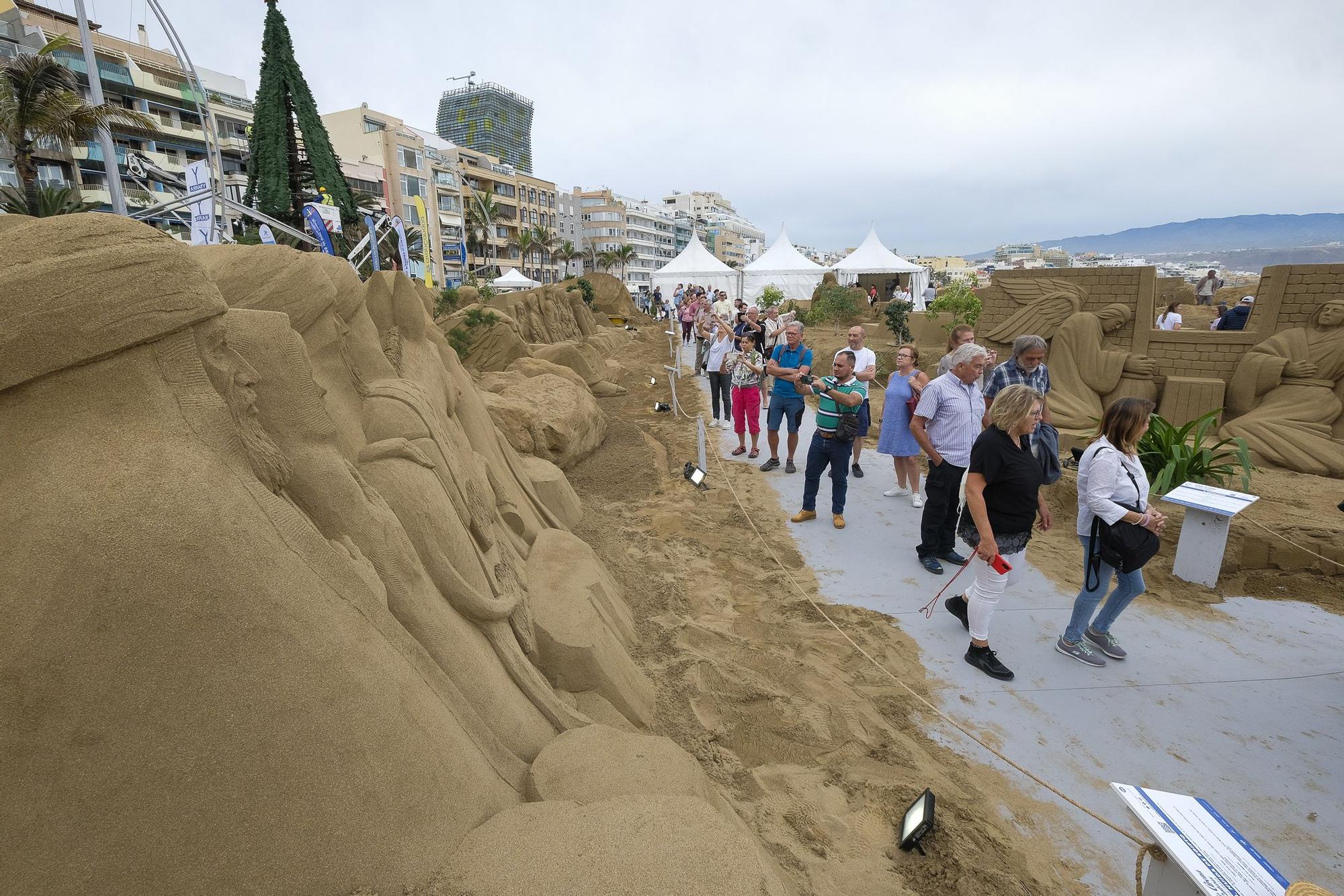 Inauguración del Belén de Arena en la playa de Las Canteras