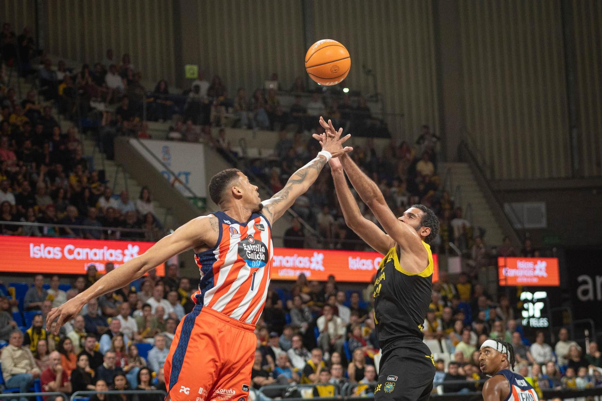 Partido CB Canarias - Leyma Coruña
