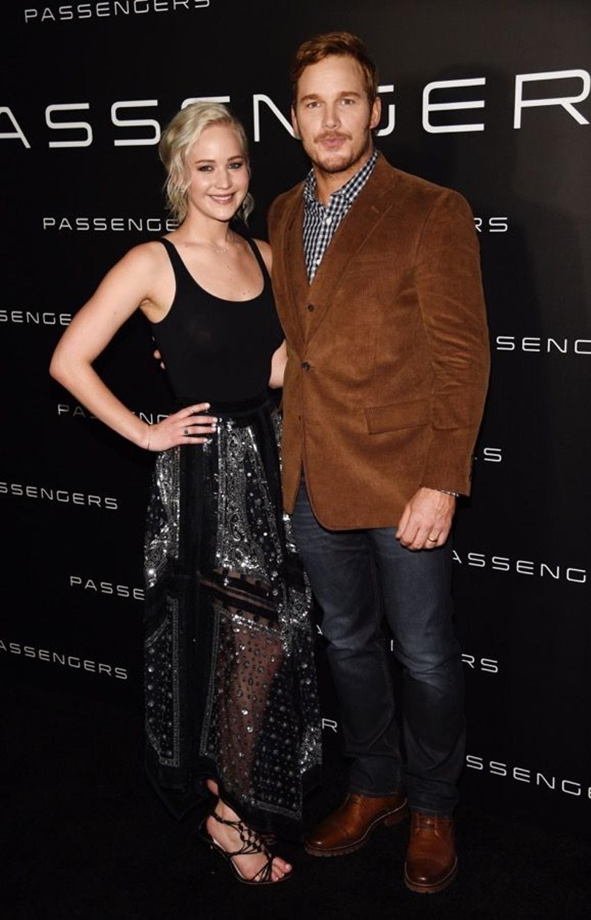 Jennifer Lawrence y Chris Pratt en el estreno de Passengers
