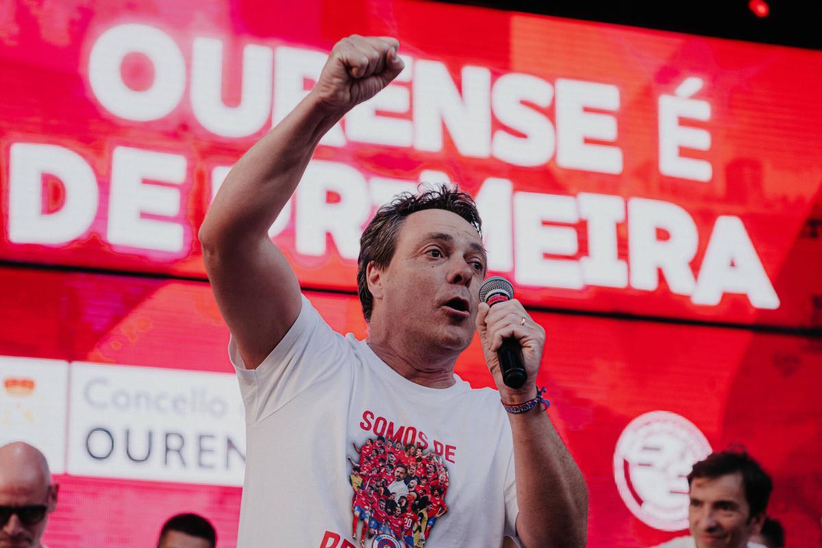 La UD Ourense celebra el ascenso con su ciudad