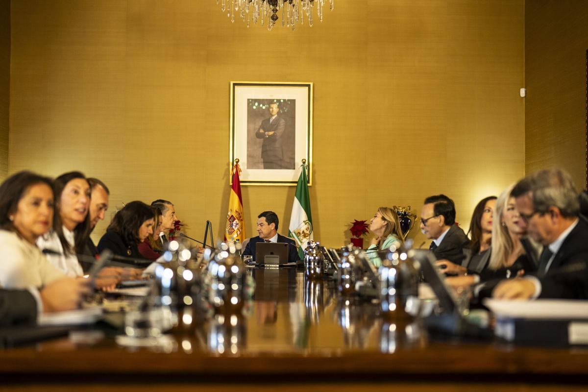 Reunión del Consejo de Gobierno de la Junta de Andalucía presidida por Juanma Moreno.