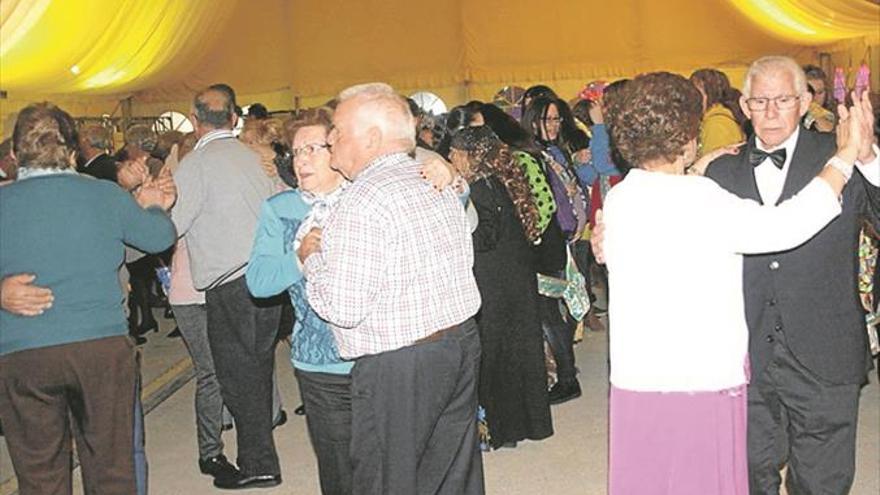 Los mayores protagonizan hoy la fiesta del Carnaval