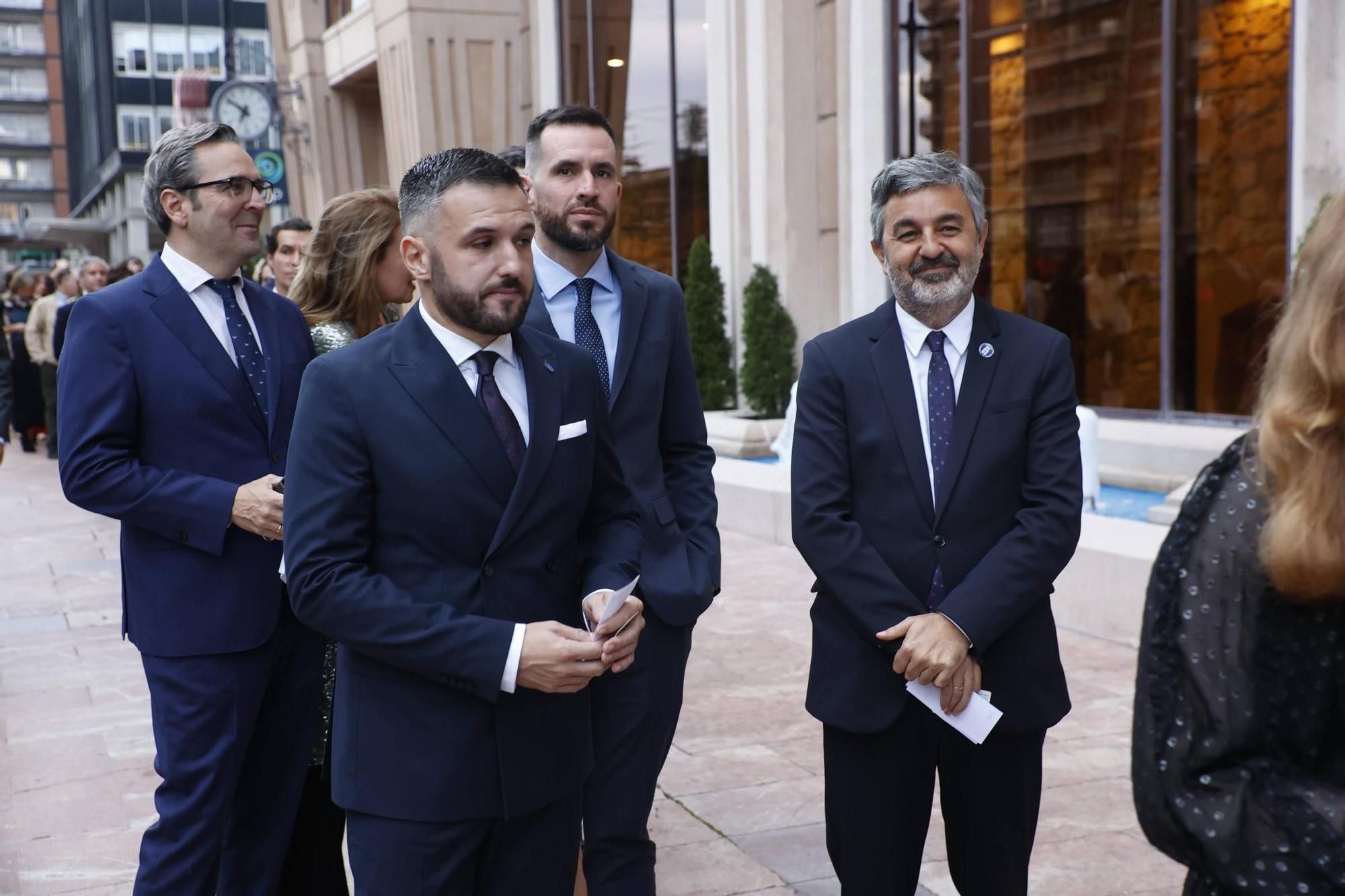 Así fue la entrada de los invitados al concierto de los Premios Princesa en Oviedo