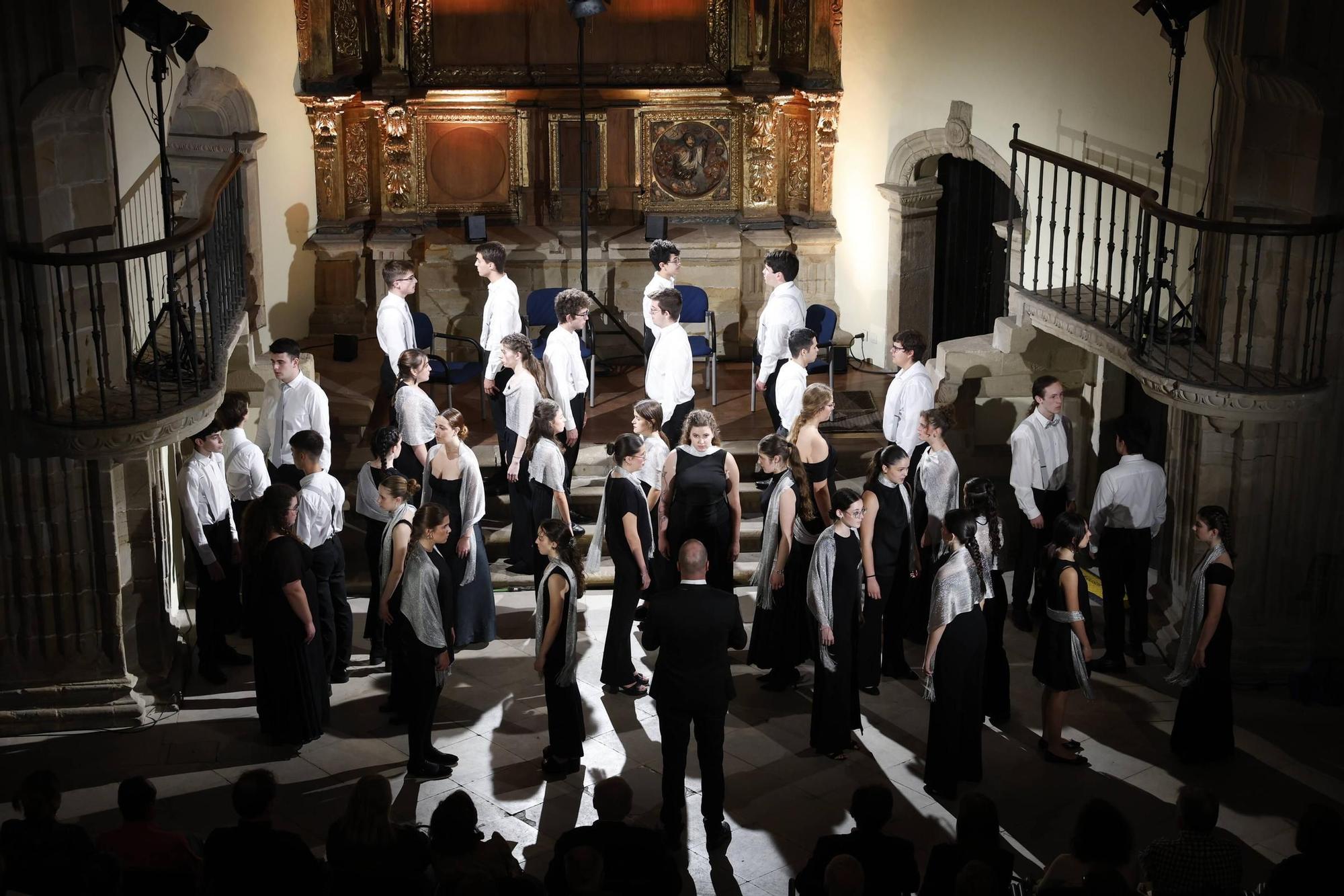 EN IMÁGENES: así fue el concierto del León de Oro