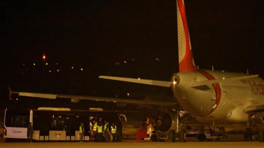 La Guardia Civil interviene dos armas de airsoft en el aeropuerto de Palma