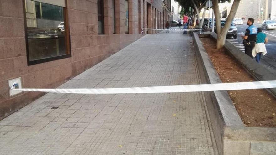 Tramo acordonado en la Avenida San Sebastián.