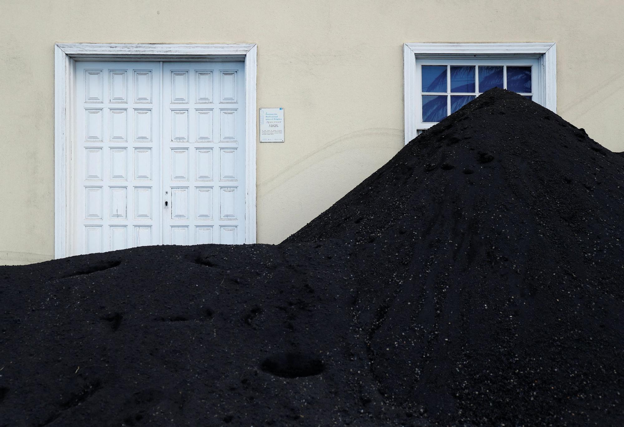 Tres meses de lava en La Palma: las imágenes más espectaculares del volcán