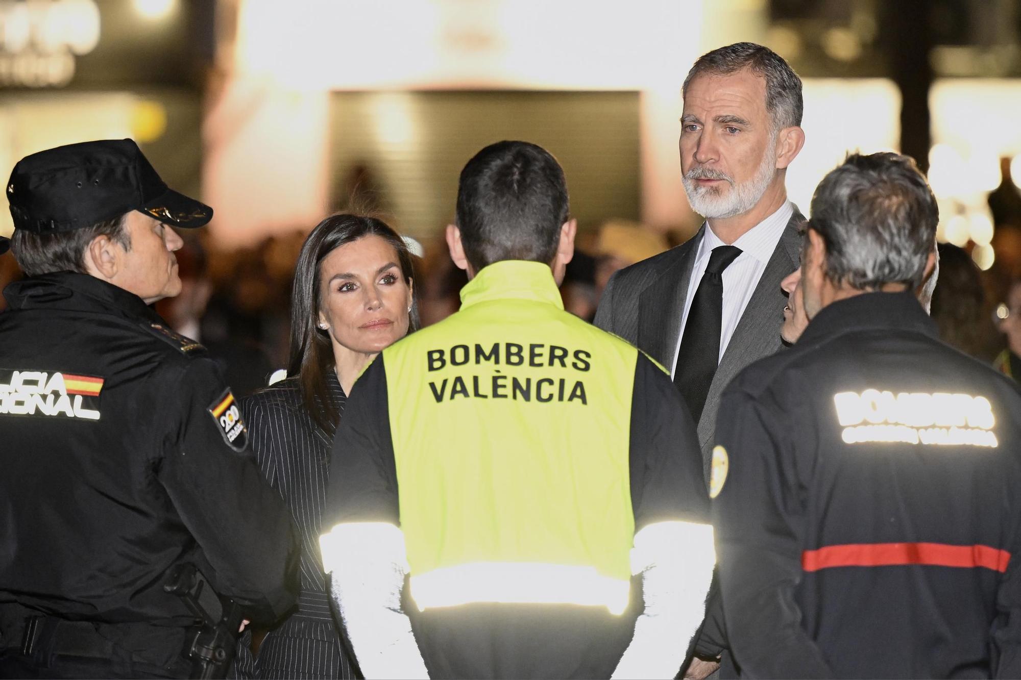 Los Reyes Felipe y Letizia visitan Valencia tras la tragedia.