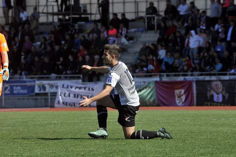 El partido entre el Caudal y la Cultural Leonesa, en imágenes