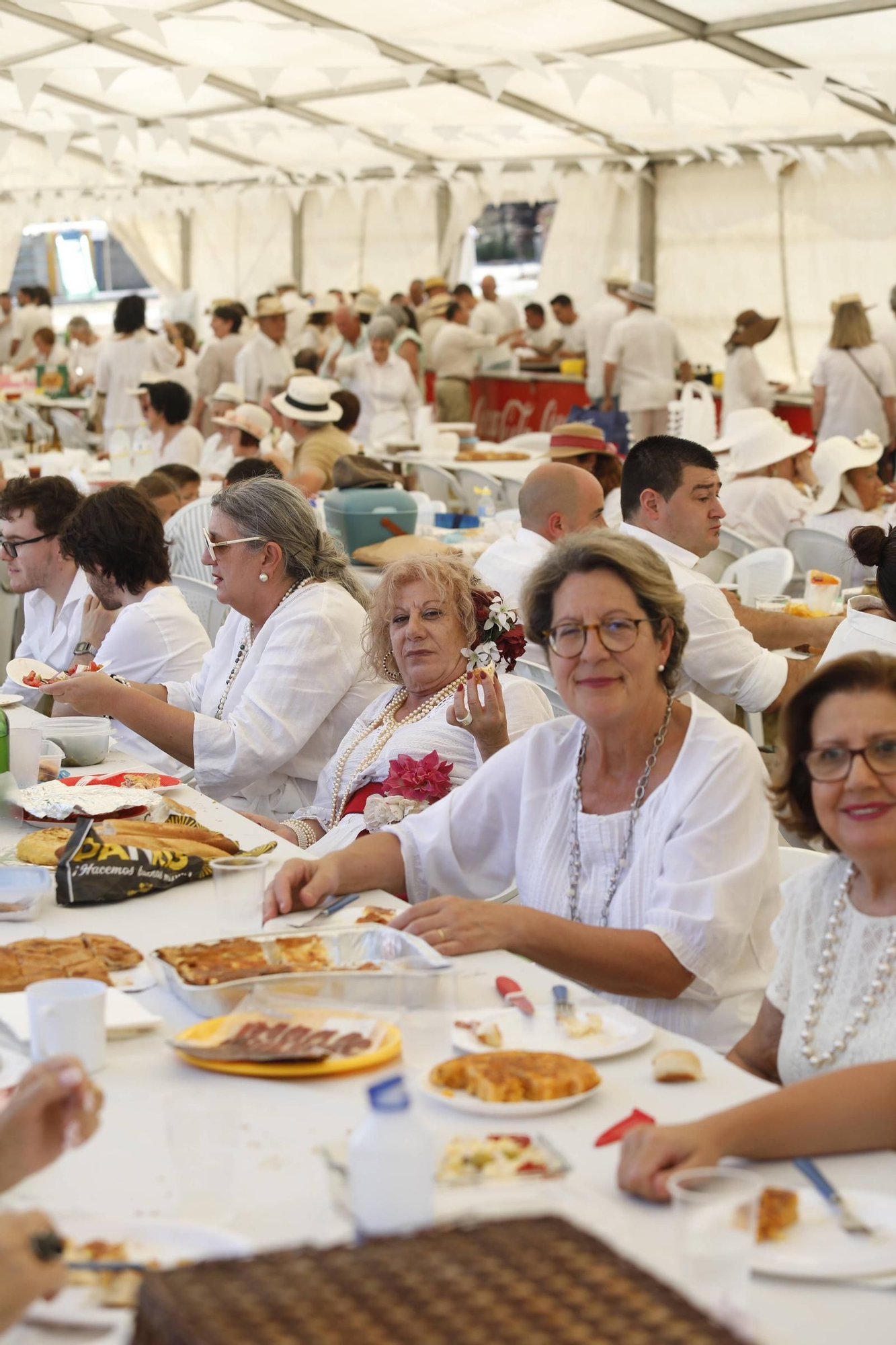 EN IMÁGENES | Popular comida de indianos en Trasona