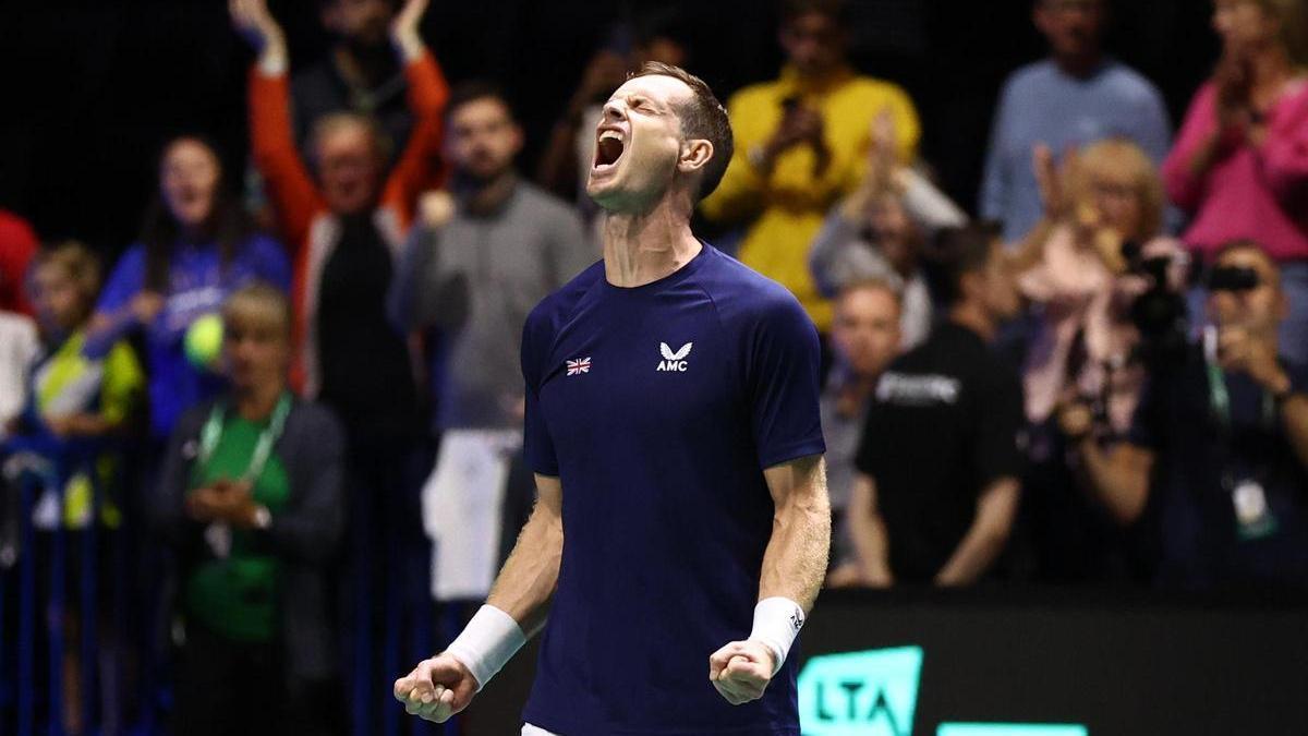 Andy Murray celebra su primer triunfo del día para Gran Bretaña