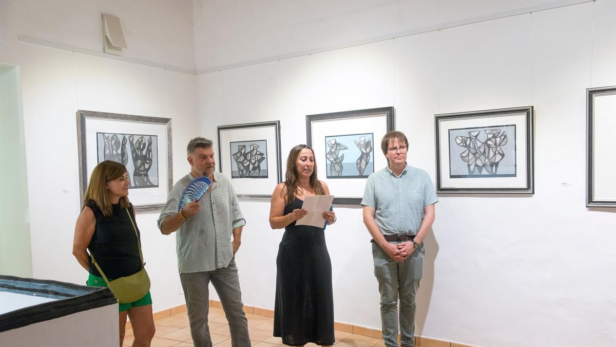 Momento de los parlamentos durante la inauguración de la exposición.