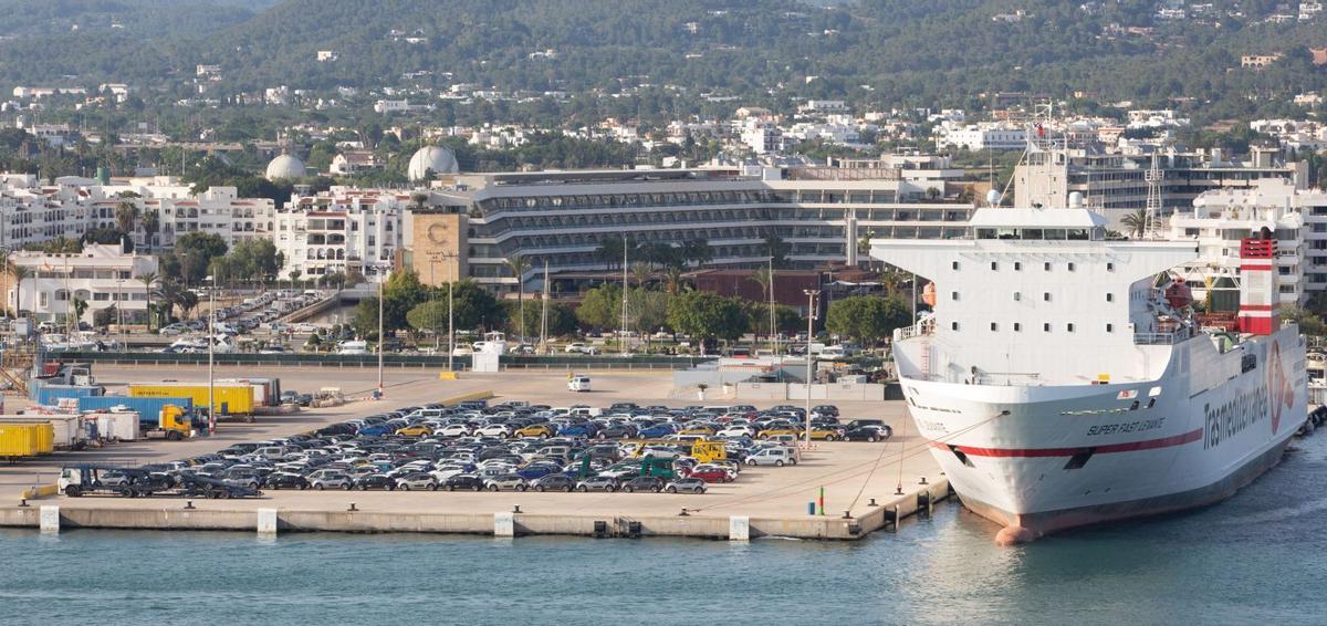 Guía para entender la limitación de la entrada de vehículos en Ibiza
