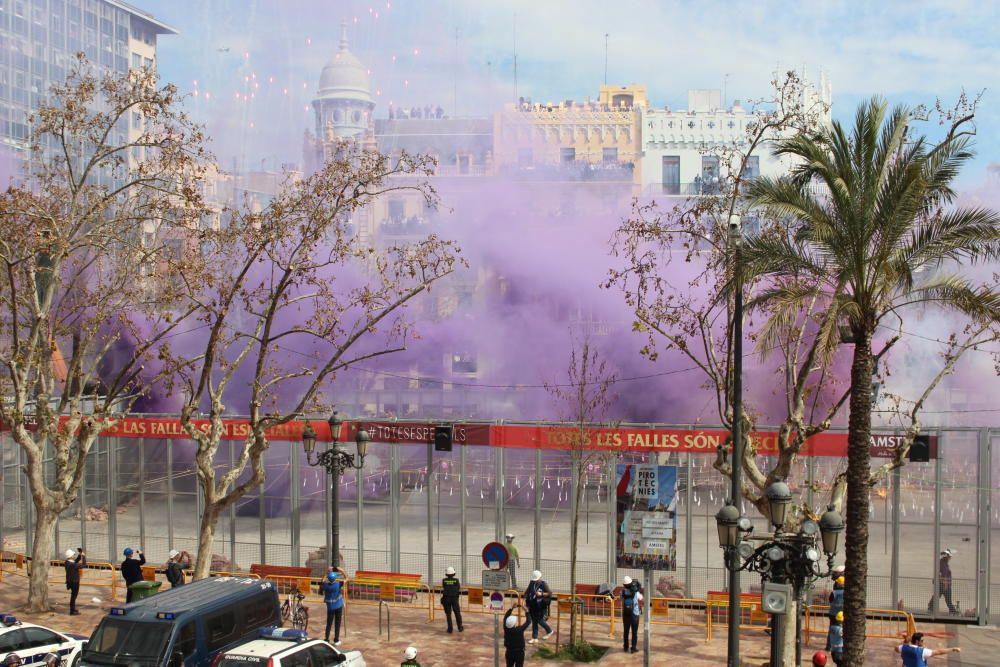 ...  y el color morado en el aire