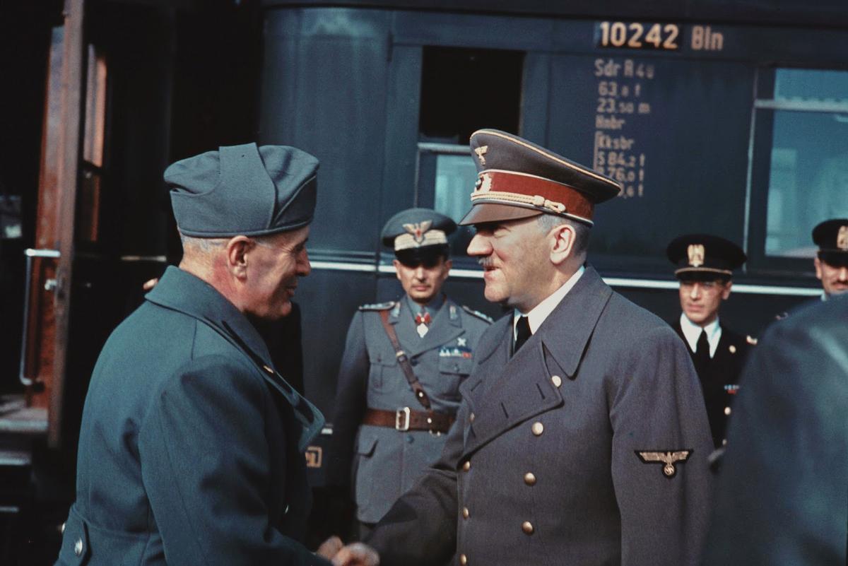 Adolf Hitler y Benito Mussolini.