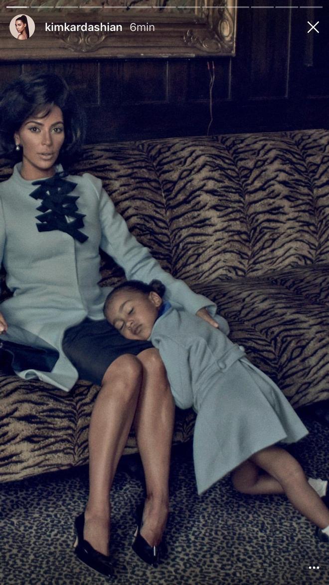 Kim Kardashian con North a los Jackie Kennedy