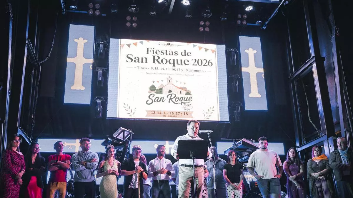 El pregón de San Roque abre la fiesta en la capital tinetense: "Los pueblos no se miden por el número de habitantes, sino por el tamaño de su corazón y el de Tineo es enorme"