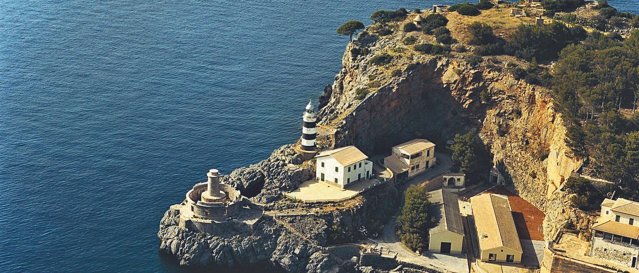 Port de Sóller. Intervención de mejora en el faro de sa Creu