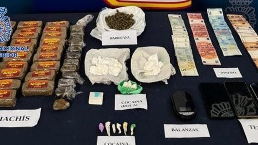 Cuatro detenidos de una familia tras desmantelar un punto de venta de droga en Marbella