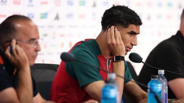 Achraf Hakimi, durant la roda de premsa prèvia al Brasil-Marroc.