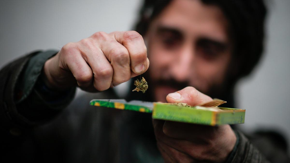 Un estudio analiza el consumo de cannabis entre los jóvenes de Castelló.