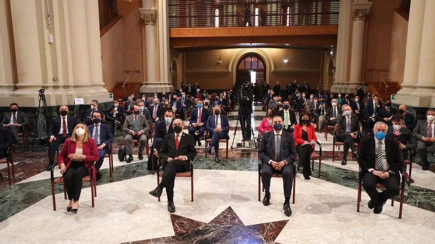 Jornada celebrada en Zaragoza, que ha presido el ministro de Fomento, José Luis Ábalos