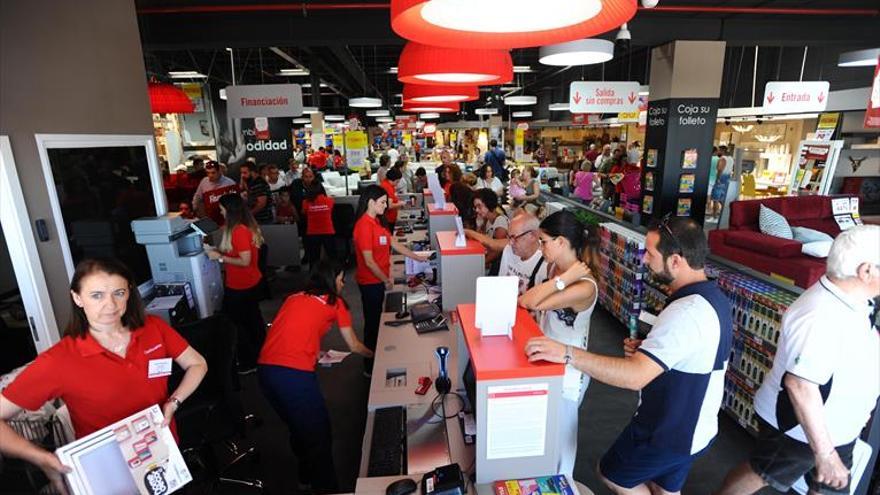 Abre la tienda de Conforama en Córdoba