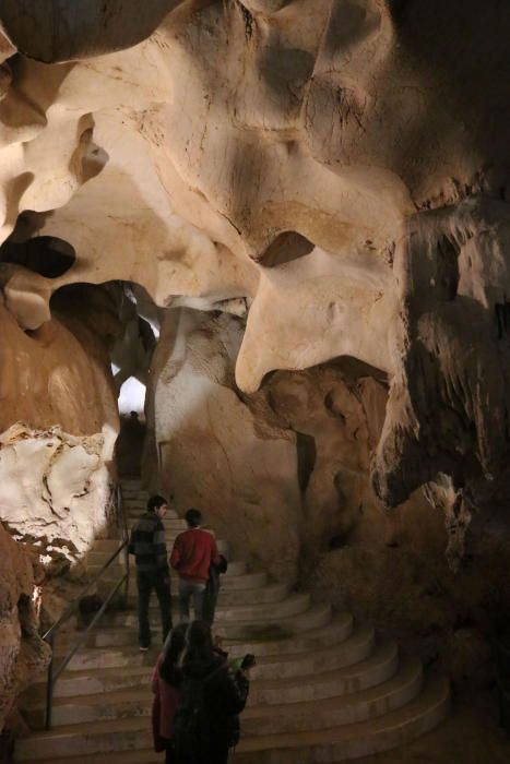 La familia propietaria de la Cueva del Tesoro reclama que un arqueólogo se haga cargo de la dirección del monumento