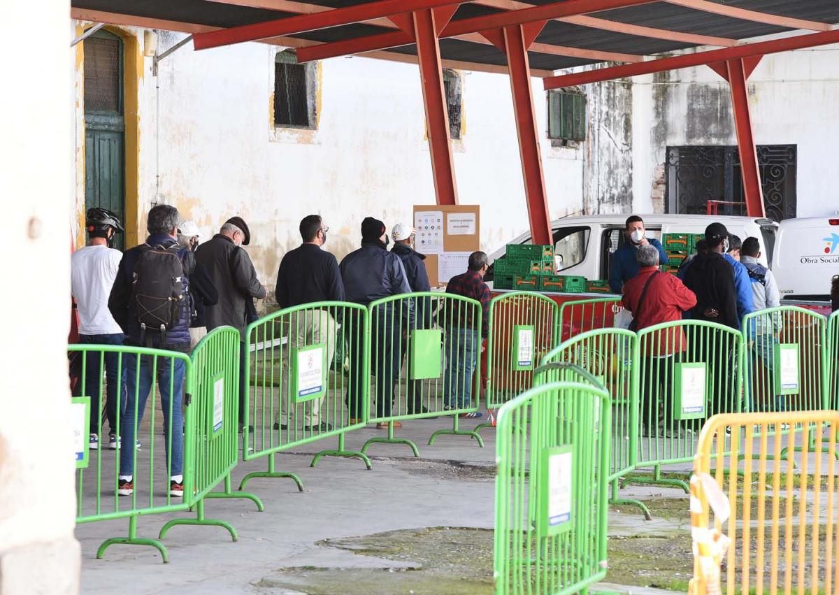 El comedor Trinitarios redobla el servicio por el efecto de la pandemia