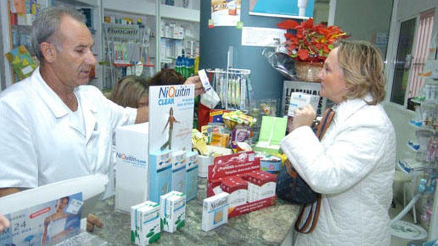 Interior de una farmacia en Gran Canaria.  i LA PROVINCIA/DLP