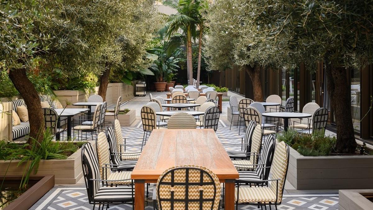 The Patio, la terraza interior del Hotel Seventy Barcelona.