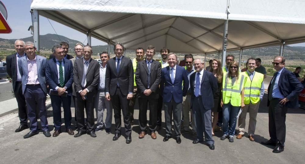 Inauguración  tramo de 5 kilómetros de la nueva A-33 en la Font de la Figuera